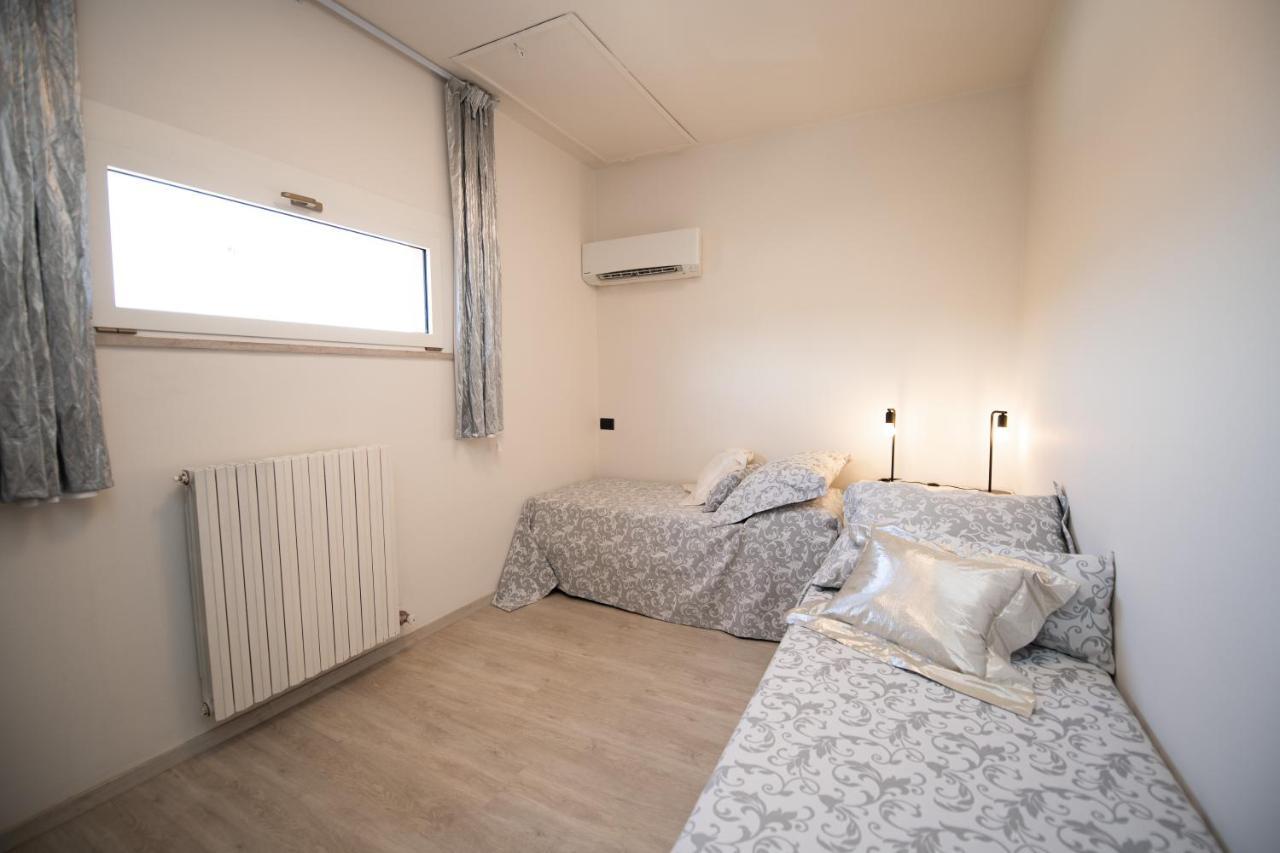 Il Cortiletto - Appartamento Lores Manerba del Garda Exterior foto